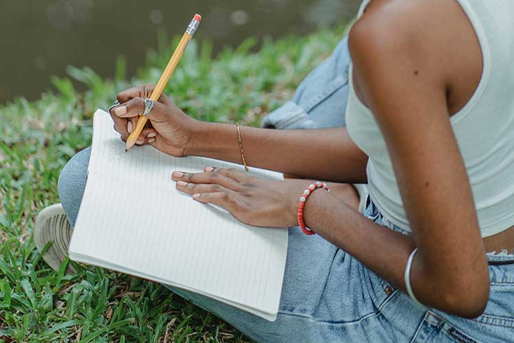 BLOGPOST_MirrorsRatios04202026_s.jpg BLOGPOST_MirrorsRatios04202026_s.jpg