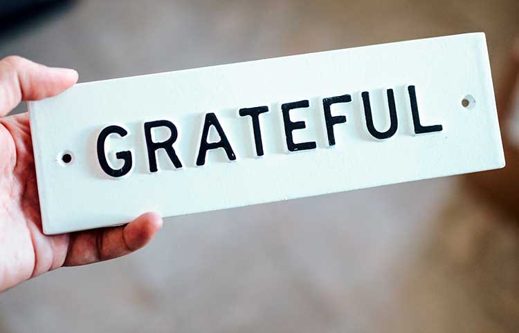 BLOGPOST_TeachFinancialAwarenessC_06152026_s.jpg BLOGPOST_TeachFinancialAwarenessC_06152026_s.jpg